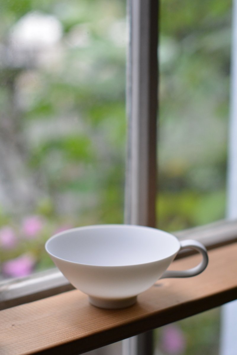 「 森岡希世子展 光の呼吸 」 実用の白_d0087761_2034955.jpg