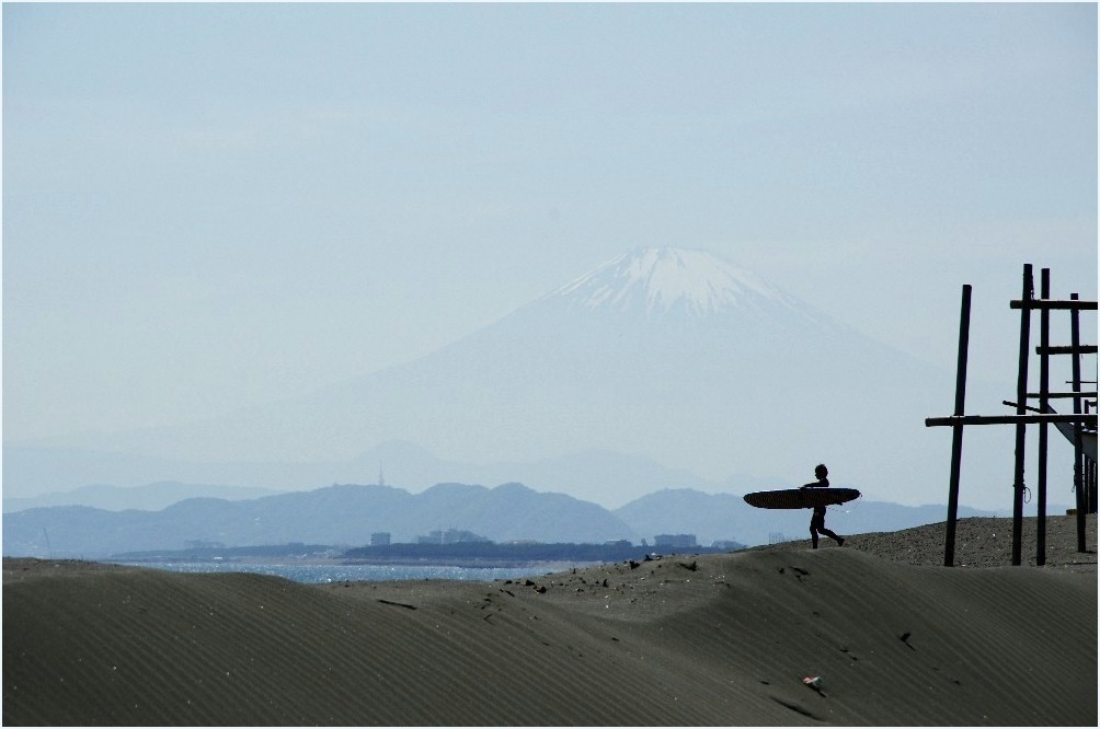 富士山とサーファー_c0352813_18465377.jpg