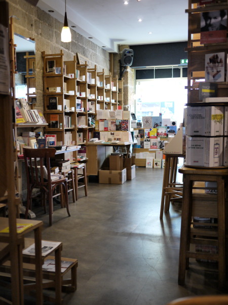 本屋カフェ Les Bien Aimes レ ビアン エメ でグルテンフリーのおやつタイム ちぐま日記 Bis フランス ナントより 本屋カフェ Les Bien Aimes レ ビアン エメ でグルテンフリーのおやつタイム ちぐま日記 Bis フランス ナントより