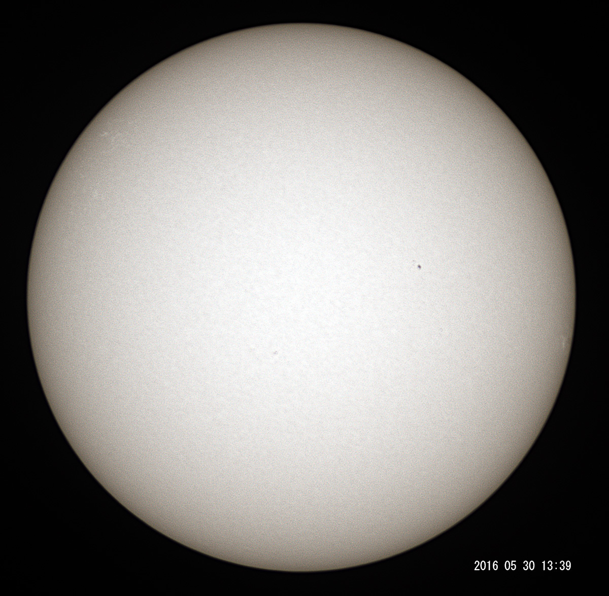 5月30日の太陽_e0174091_21191220.jpg