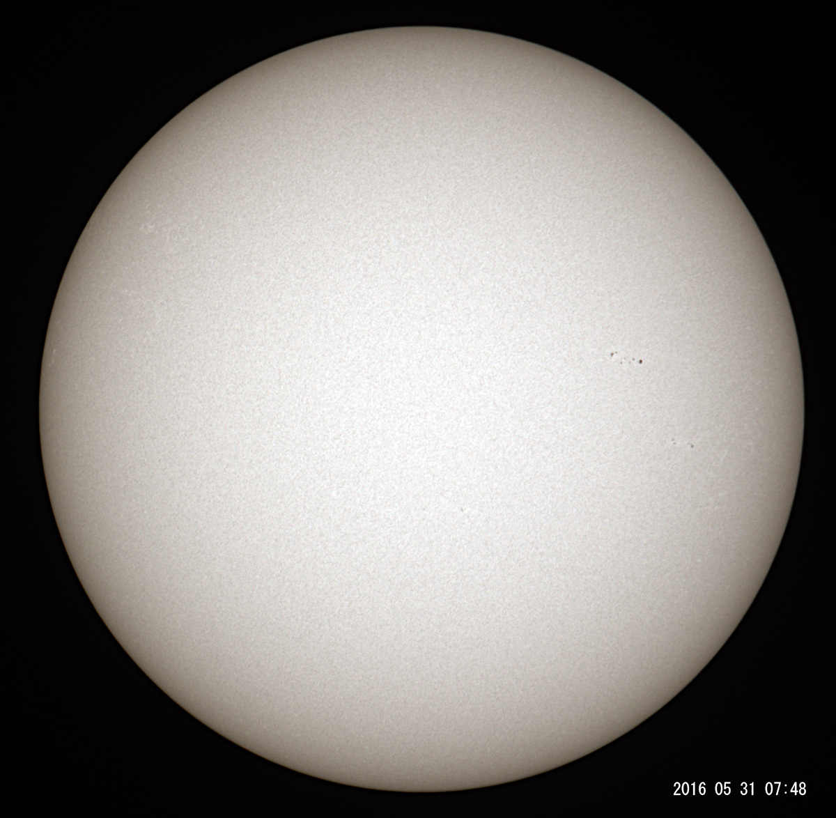 5月31日の太陽_e0174091_21265861.jpg