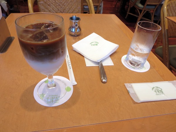 【京橋千疋屋】コーンポテトと野菜のサンド&フルーツサンドのランチ_b0009849_1918100.jpg