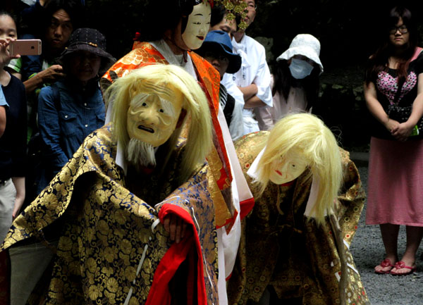 貴船祭り 出雲神楽_e0048413_21473690.jpg