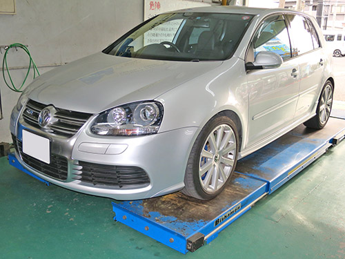 足廻りリフレッシュ！★ＶＷ　ゴルフ５　Ｒ３２★　進化剤施工も！！_d0156040_161462.jpg