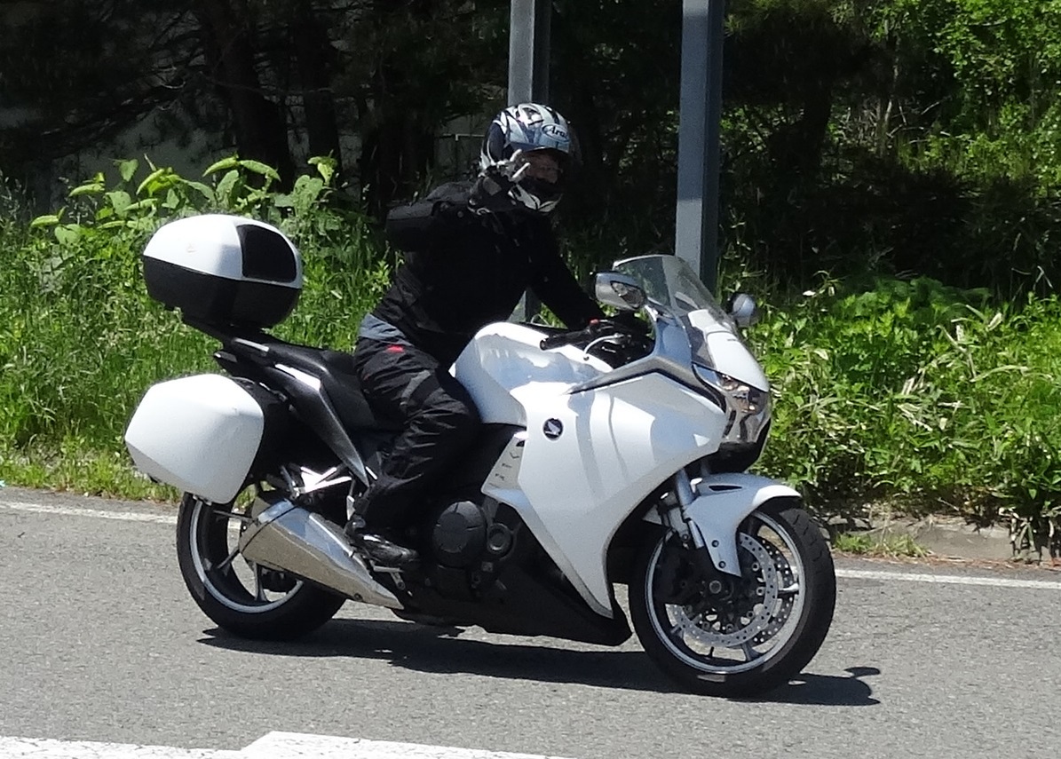 b0339060_05241658.jpg