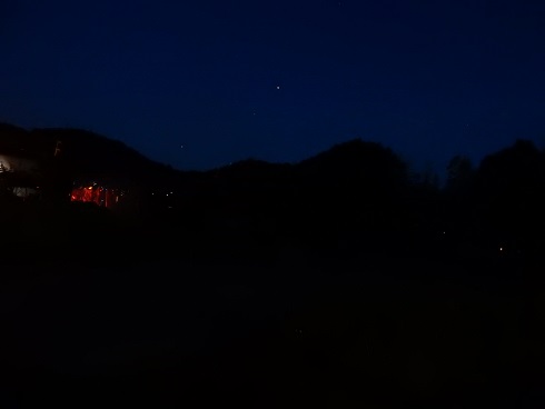 一番星はスーパーマーズ_e0175370_2225372.jpg