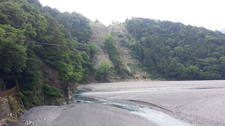 f0228680_8511040.jpg