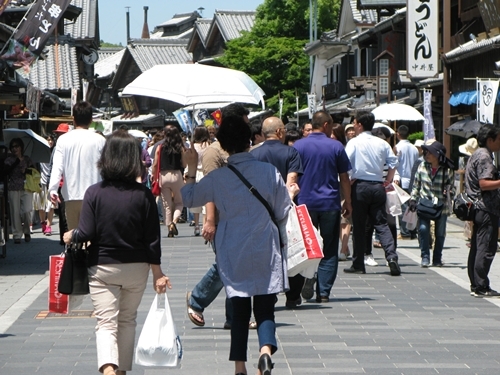 お昼休み散歩_f0129726_22251259.jpg