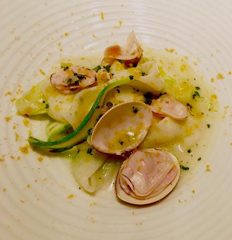 J\'ai adoré les plats.@アニュ ルトゥルヴェ・ヴー_a0138976_15285423.jpg