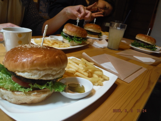 d0281110_12075478.jpg