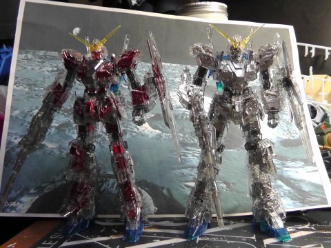 ユニコーンガンダム(デストロイモード)劇場限定メッキフレーム