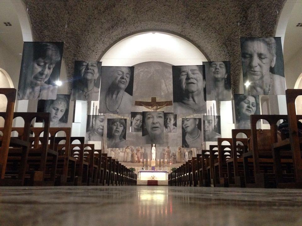 コロンビアの写真2 Contemporary photography in Colombia 困難な歴史を抱えて_b0187229_1847477.jpg