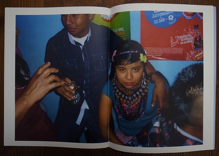 コロンビアの写真3 Contemporary photography in Colombia 困難な歴史を抱えて_b0187229_190595.jpg