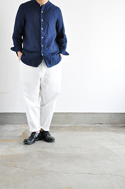 STILL BY HAND Linen Stand Collar 8/10 Shirt (Navy)_d0120442_12441147.jpg