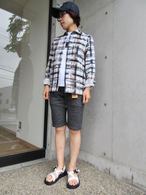 週末前のダイジェスト版 ・・・ スニーカー & 革靴、PANTS & SHORTS、小物編、!★?_d0152280_20314330.jpg