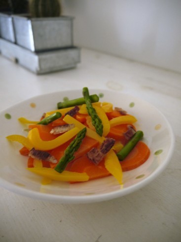 温野菜サラダのお弁当。_b0351008_22441041.jpg