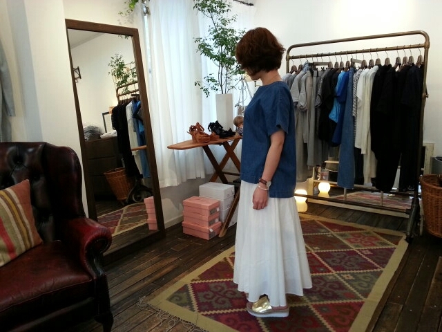 モニールのマキシスカート_a0246319_21555801.jpg