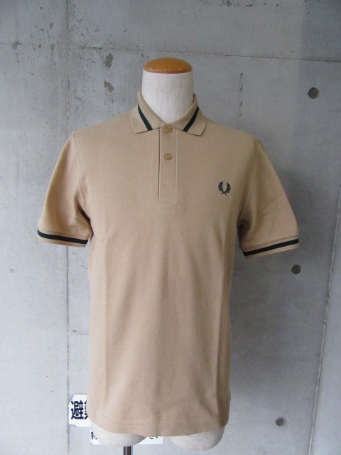 FRED PERRY (店舗限定・LAUREL LINE) ･･･ TIPPED LINE POLO！★！_d0152280_1441124.jpg