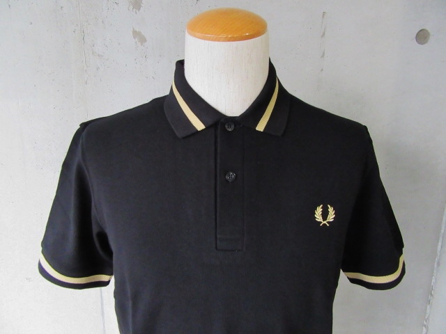 FRED PERRY (店舗限定・LAUREL LINE) ･･･ TIPPED LINE POLO！★！_d0152280_1462149.jpg