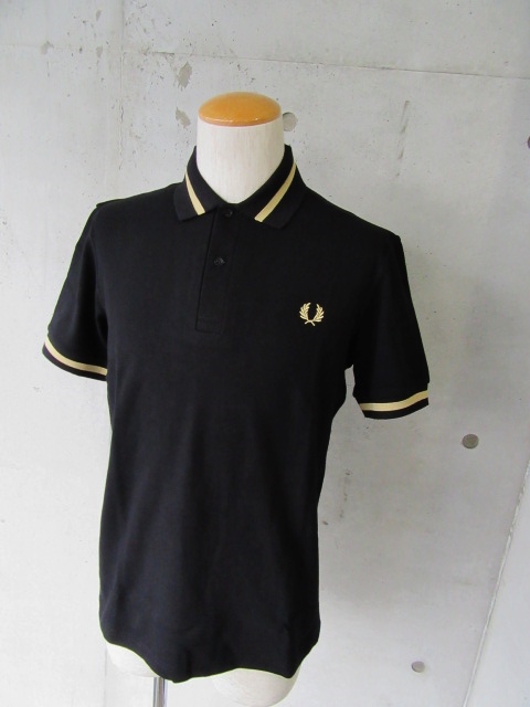 FRED PERRY (店舗限定・LAUREL LINE) ･･･ TIPPED LINE POLO！★！_d0152280_1463590.jpg