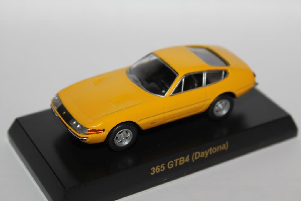 1/64 Kyosho Ferrari 3 365 GTB4 [Daytona]_b0285587_4561923.jpg