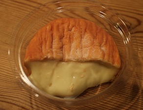 エポワスとアンチョビでシュールストレミングが再現できるのか?_c0030645_2116411.jpg