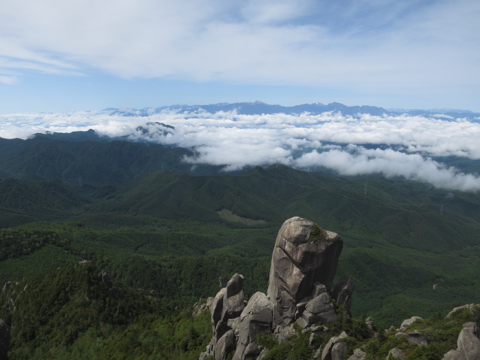 瑞牆山　前編　山頂へ_b0339488_21440364.jpg