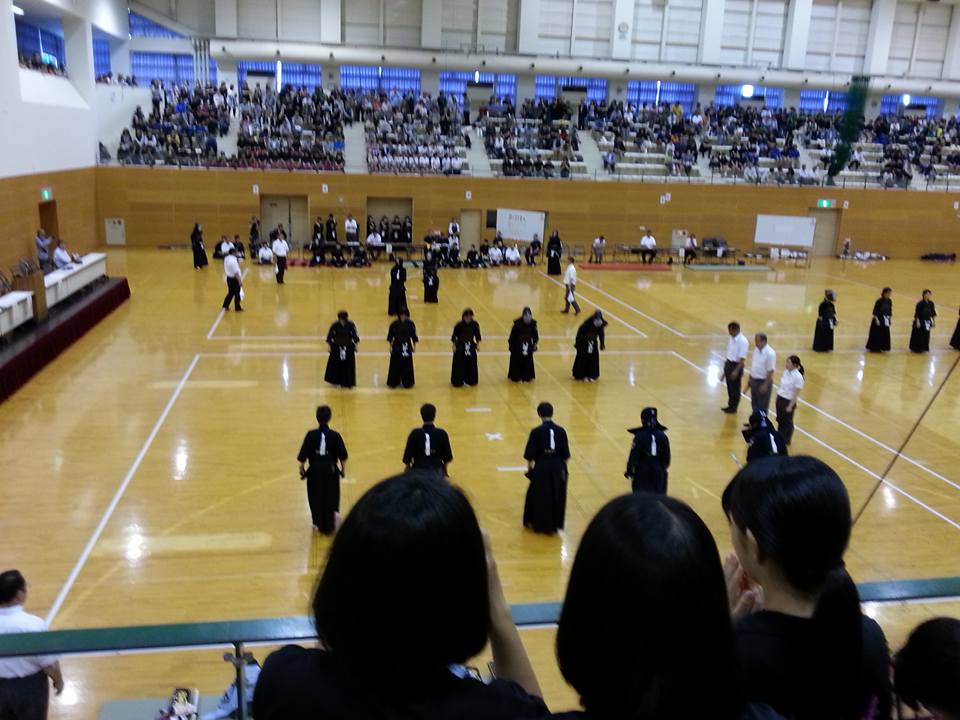 決戦は日曜日〜３女高校剣道最後の日〜_f0233388_1232291.jpg