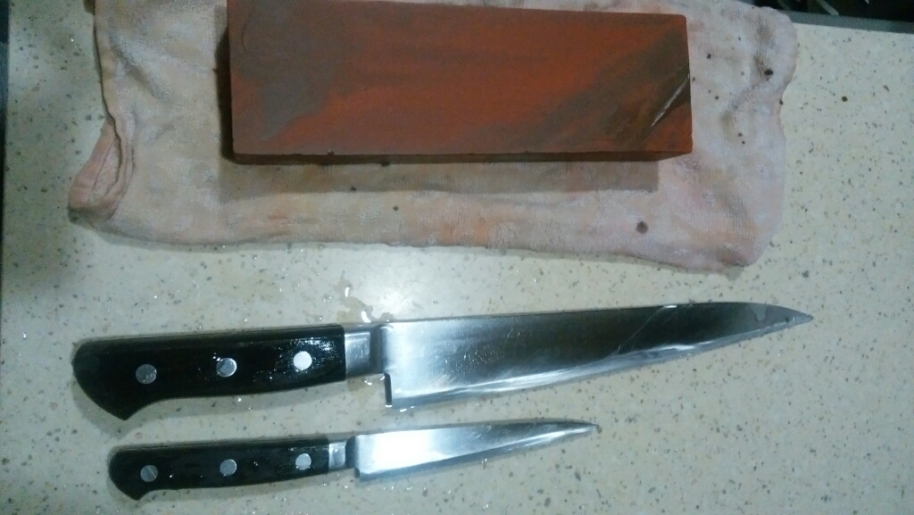 深夜に包丁を研ぐ女 こばこばな1日 深夜に包丁を研ぐ女 こばこばな1日