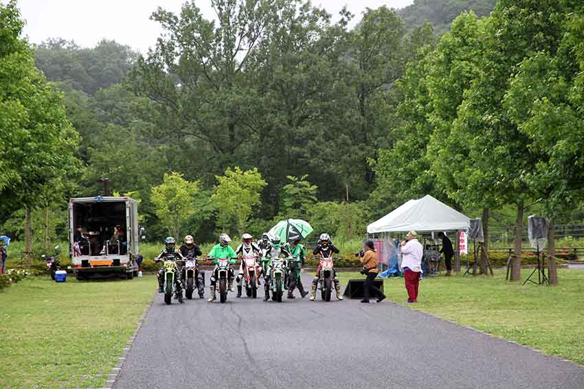 2016年AJ香川モーターフェスティバル-03♪モタード・ミニバイクレース♪_d0058941_2031525.jpg