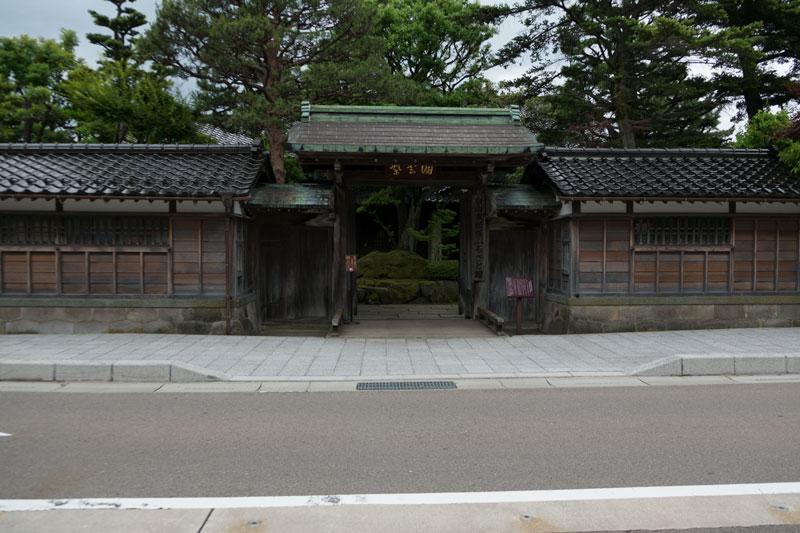 d0342652_1614011.jpg