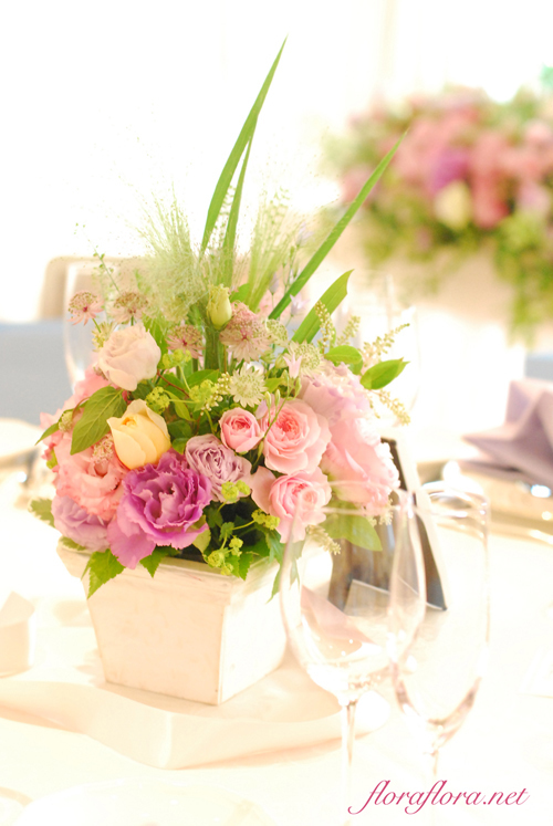 ジューンブライド６月晴れ渡る日にゆれる野の花 表参道ウェディング会場装花 と 花嫁様からのお手紙 東京目黒不動前フラワースタジオフローラフローラ_a0115684_20401202.jpg