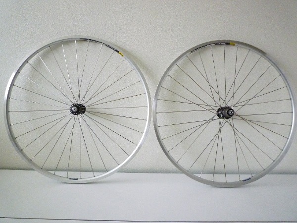 手組ホィール shimano da9000/sapim cx-ray/mavic openpro_a0262093_14512268.jpg