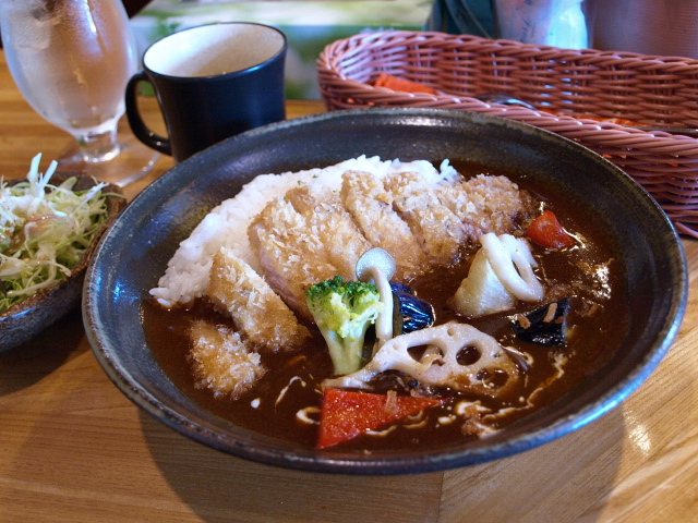 カフェ＆レストラン ひまわり　その４（ポークカツカレー）_d0153062_9385165.jpg