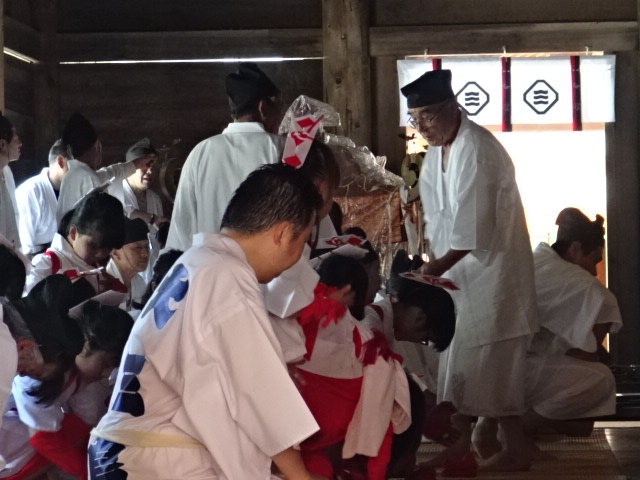 大山祇神社の御田植祭.…2016/6/9_f0231709_23352494.jpg