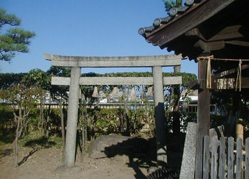 ●神社の造形―素盞嗚尊神社_d0053294_18143740.jpg