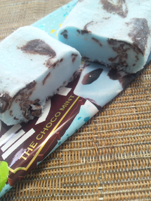 チョコミント ザクザクチョコクッキー入り_f0076001_21404060.jpg