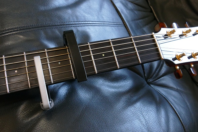 ギター用の 世にも奇妙な小道具 2つ Kamakura Guitar ギター用の 世にも奇妙な小道具 2つ Kamakura Guitar