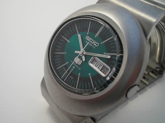 SEIKO 5 VINTAGE_e0199937_23224830.jpg