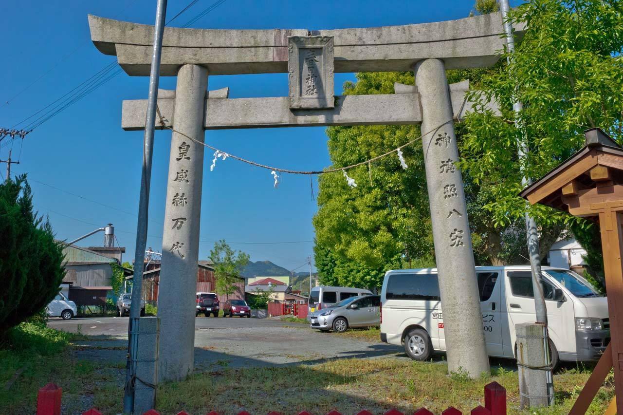 春日神社　福岡県宮若市宮田　2016.05.01_b0023047_03235664.jpg