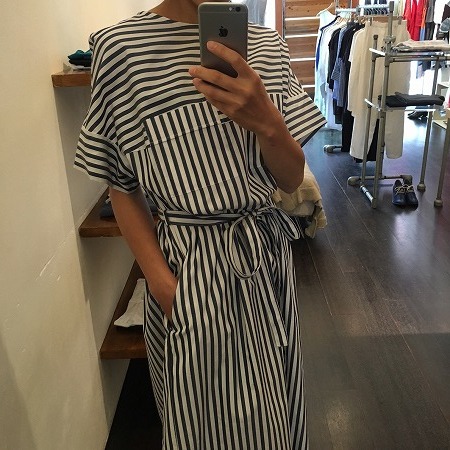 再入荷のお知らせ レジメンタルストライプワンピース Kamihshima Chinami Aoyama