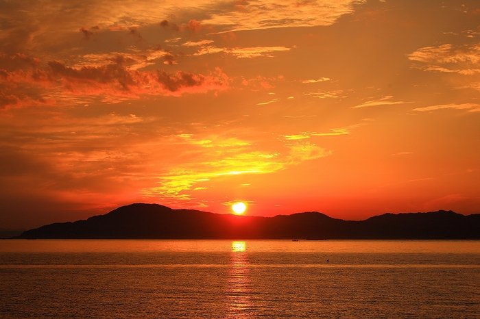 島への夕暮れ@広島 広島県じゃないよ_c0247313_2114733.jpg