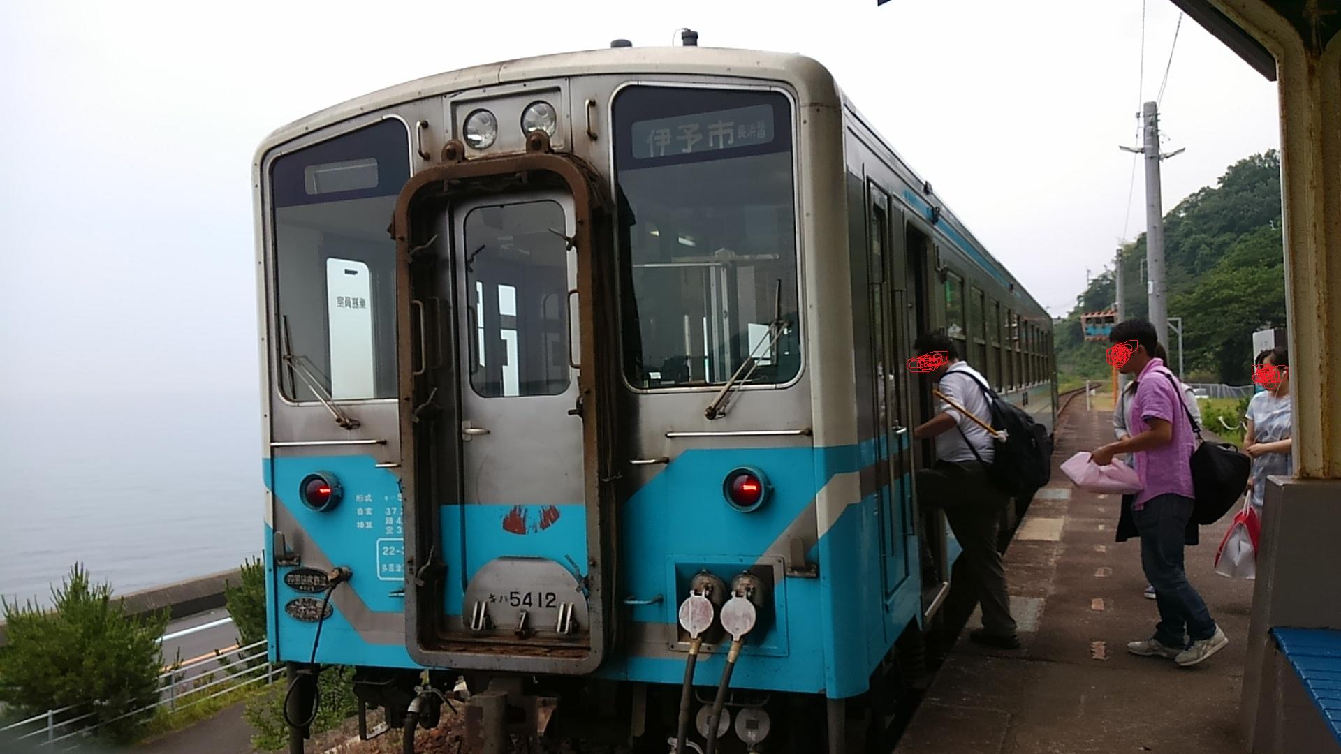 プチおでかけ(下灘編)_e0101819_1917557.jpg