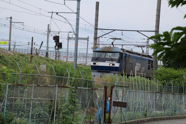 藤田八束の貨物列車写真@大阪加島での貨物列車の写真、貨物列車「桃太郎」を大阪トライアングルで写真撮影_d0181492_23255985.jpg