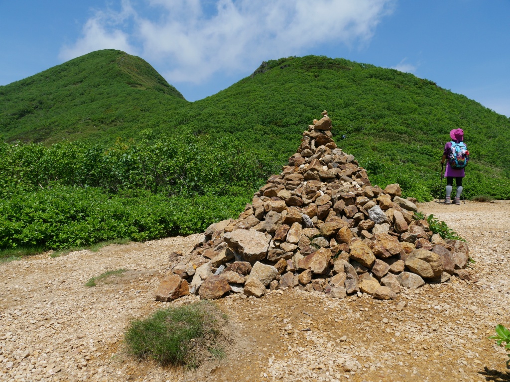  来馬岳とオロフレ山、6月11日－オロフレ山編－_f0138096_2213627.jpg