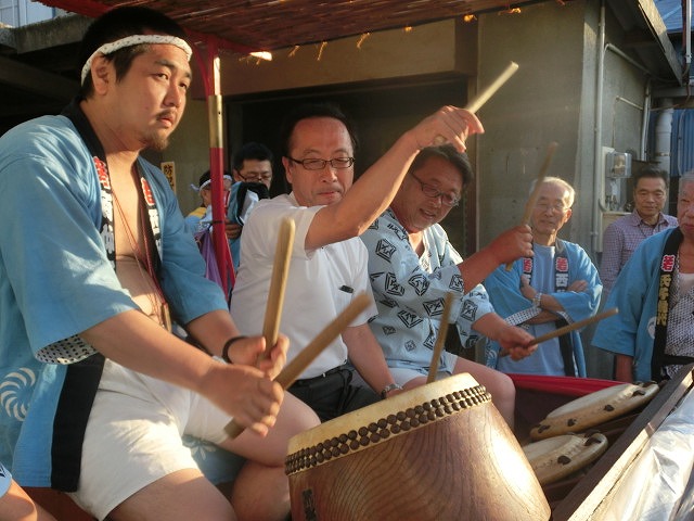 今年も参加させてもらった西仲町の山車の引き回し 吉原祇園祭2016_f0141310_705949.jpg