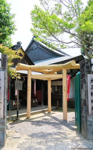 大神神社編　その１　大神教本院の三柱鳥居。　～大和のまほろばを巡る旅～_f0351853_01060450.jpg