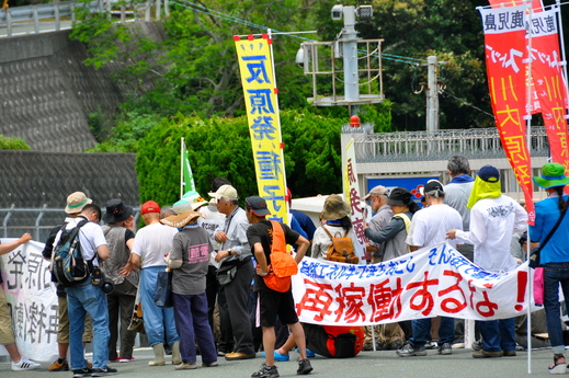 伊方原発ゲート前の座り込み集会　レポ　6/11　　_b0242956_19343686.jpg