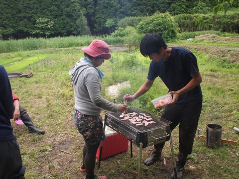 やつだ開拓団　6月田植えの様子レポート_c0177665_14284888.jpg