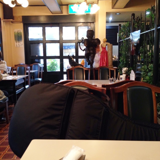 地元京都宇治の古き喫茶店は35年ぶり、ライブ現場へ歩く道は45年ぶり。_a0334793_21075776.jpg